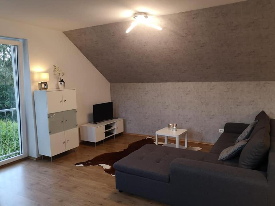 Haus Am Hang; Ferienwohnung Fernblick Щолберг Екстериор снимка