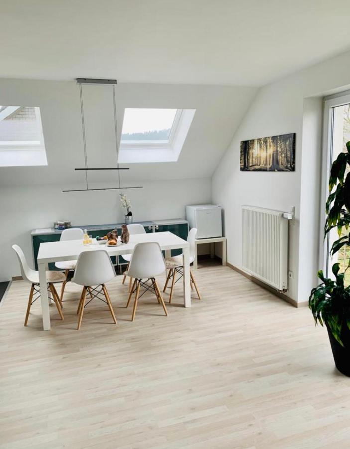 Haus Am Hang; Ferienwohnung Fernblick Щолберг Екстериор снимка