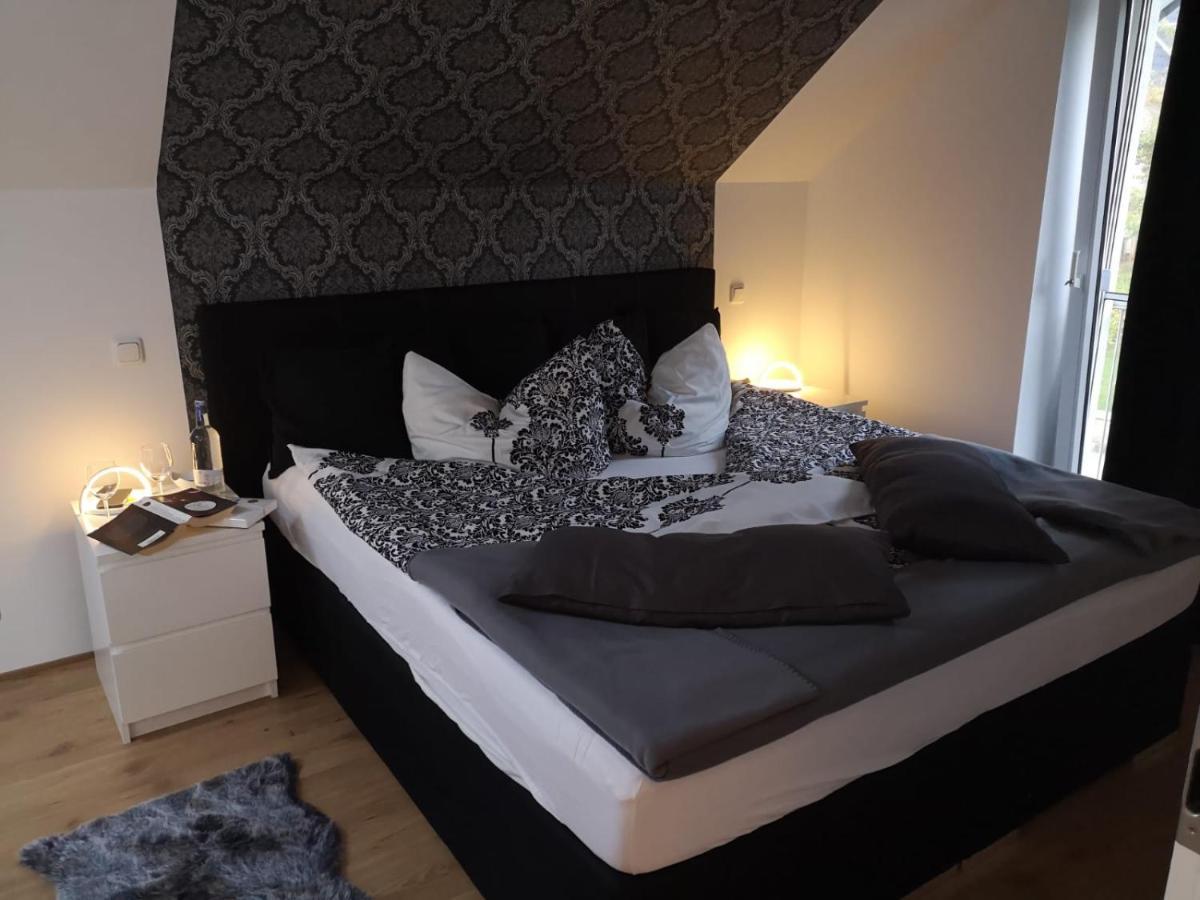 Haus Am Hang; Ferienwohnung Fernblick Щолберг Екстериор снимка